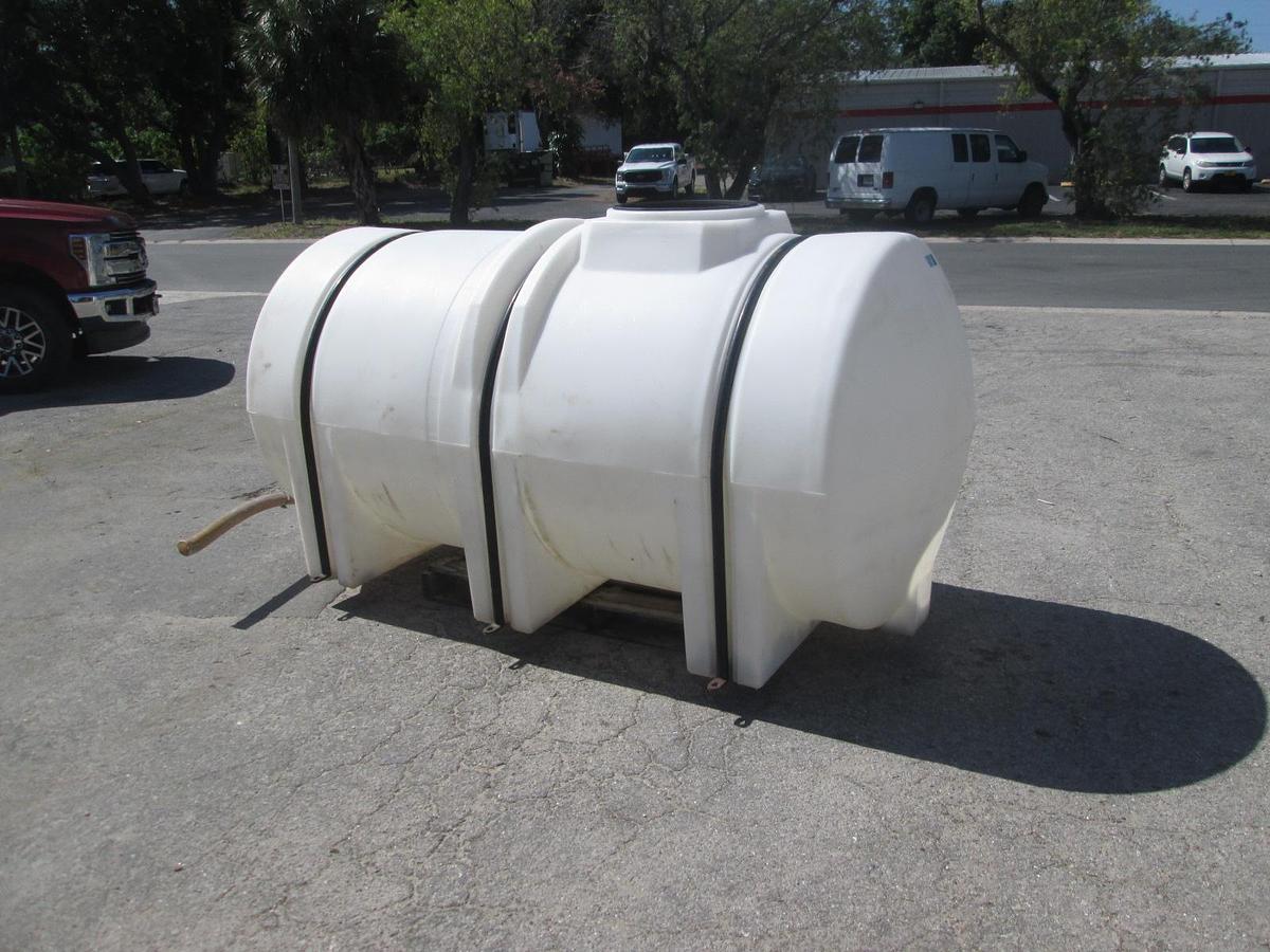 Used 735 Gallon Poly Tank with Bands