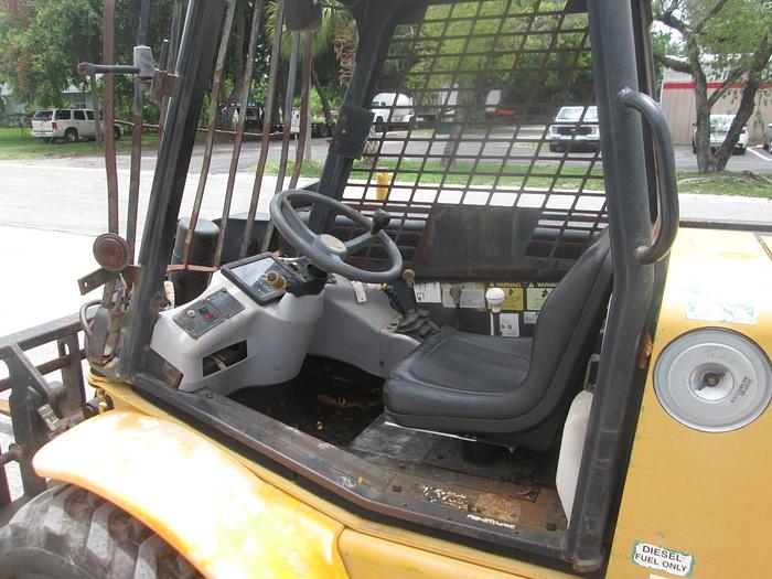 Used 2006 JCB 520 Telehandler