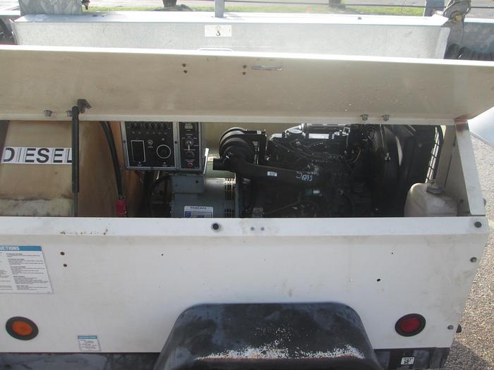 Used 2011 Terex Light Tower