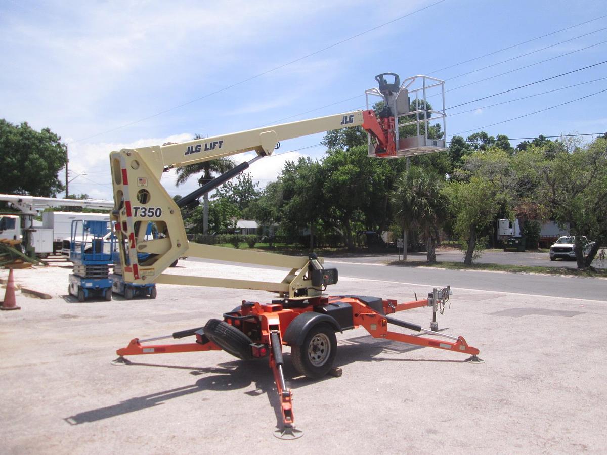 Used 2019 JLG T350 Towable Manlift