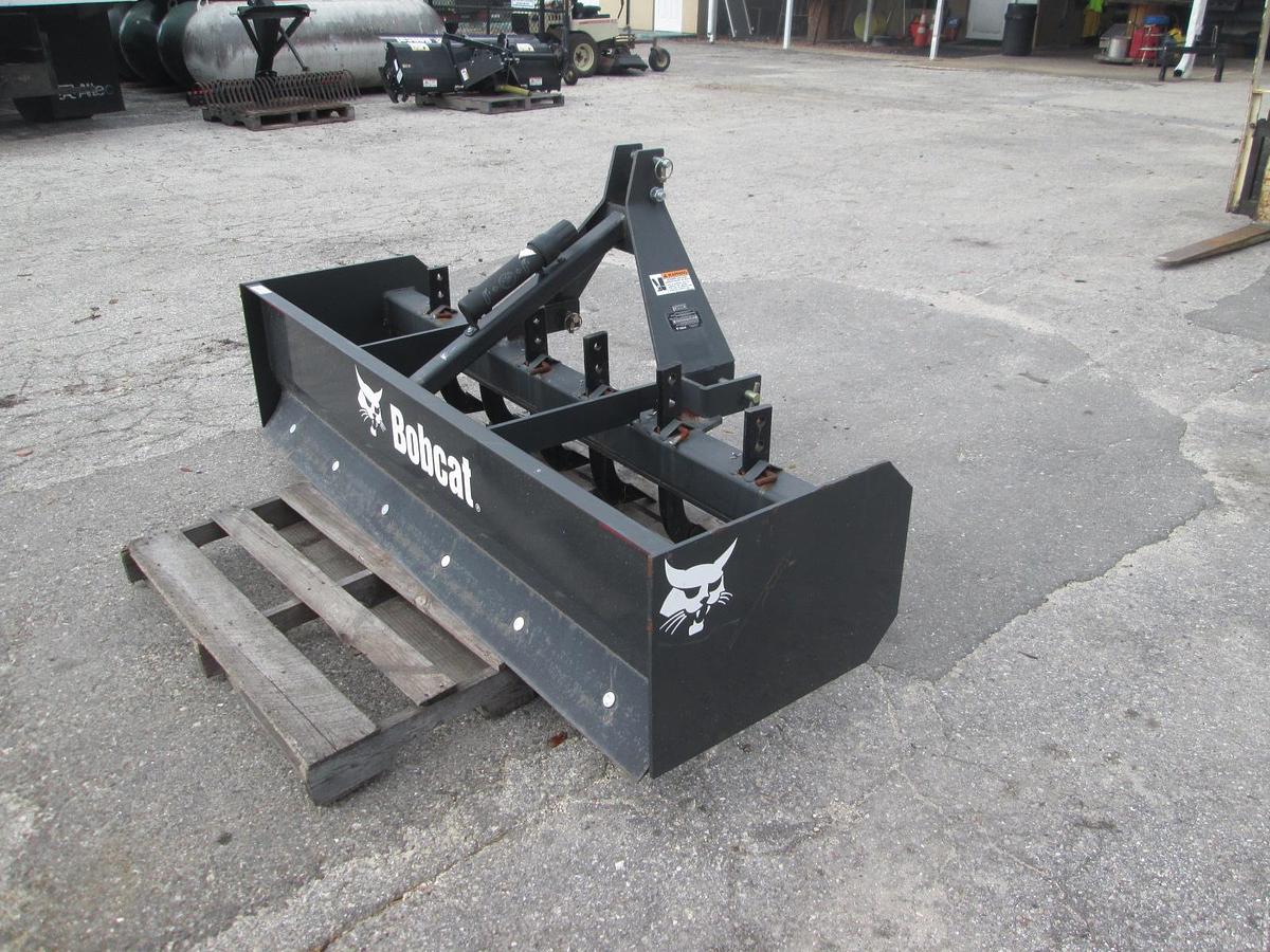 New Bobcat 72" 3 Point Box Blade