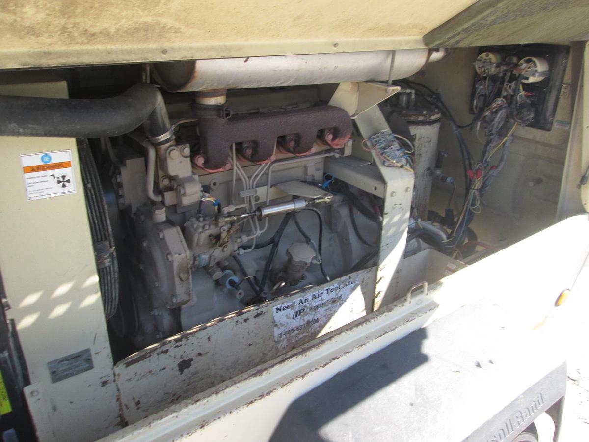 Used 2005 Ingersoll Rand 185 Air Compressor