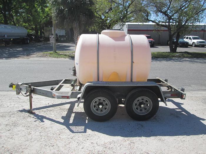 Used 2015 500 Gallon Water Tank Trailer