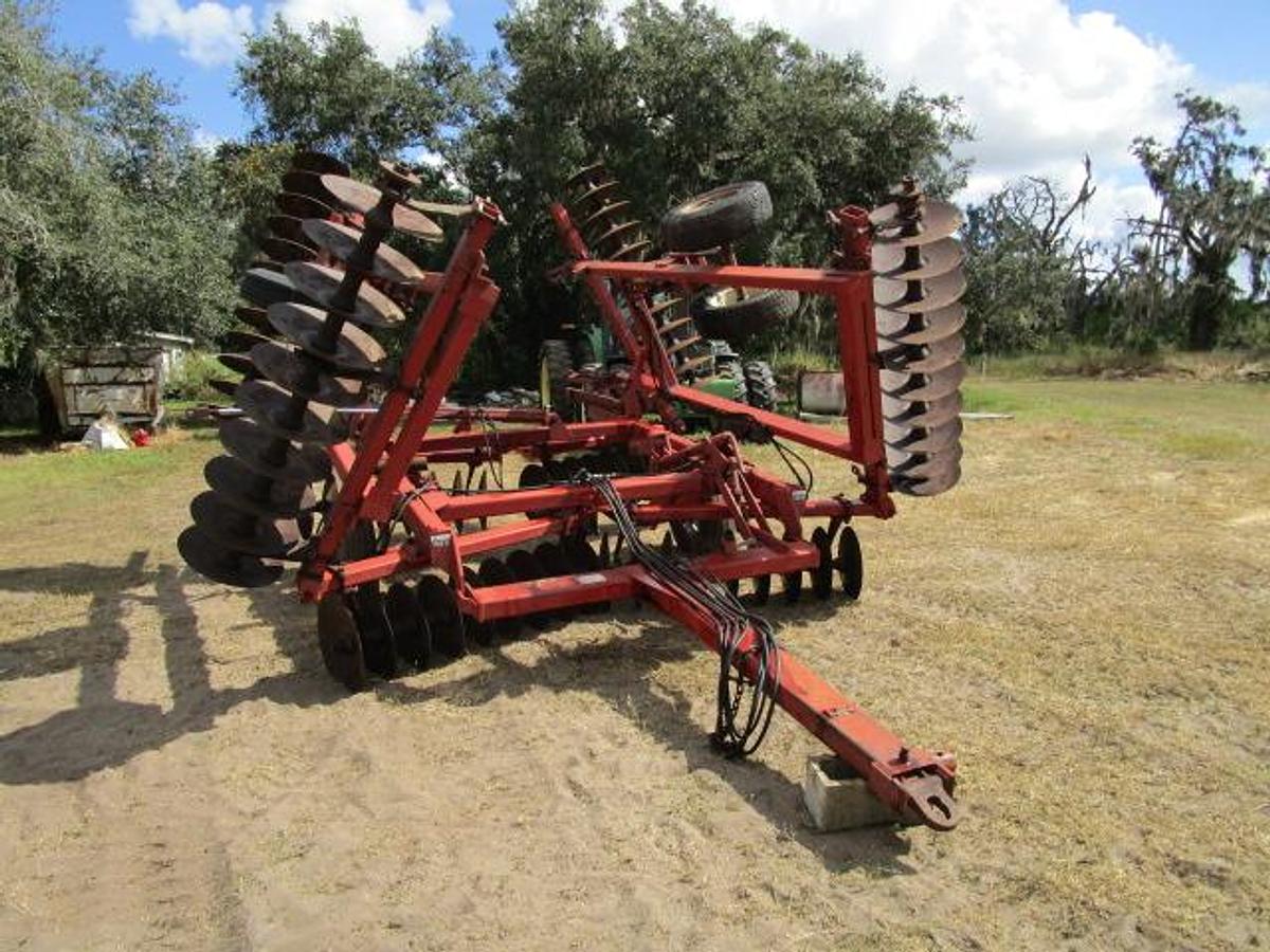 Used Case IH 3900 Pull Behind Disc
