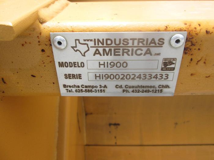 Used Industries America 9' Pull Behind Box Blade