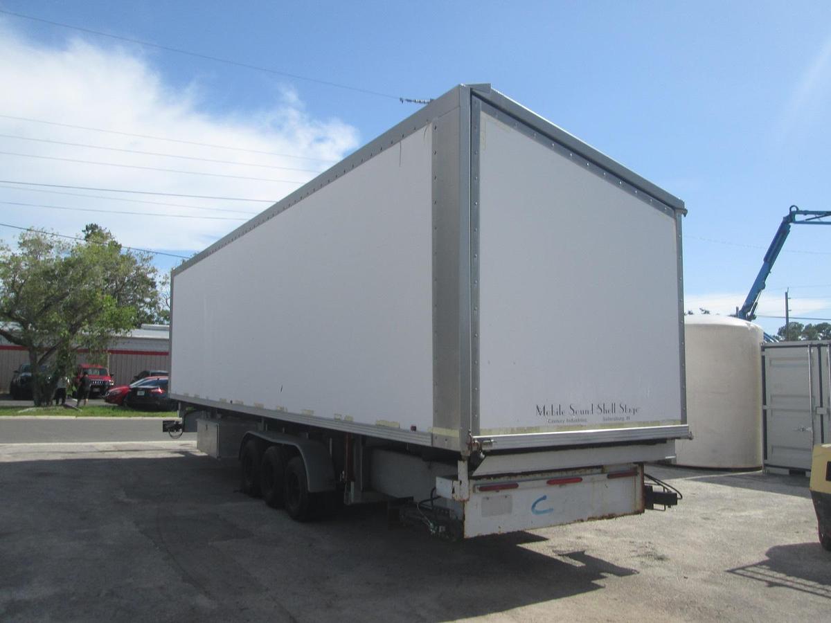 Used 2005 Century Industries Mobil Stage