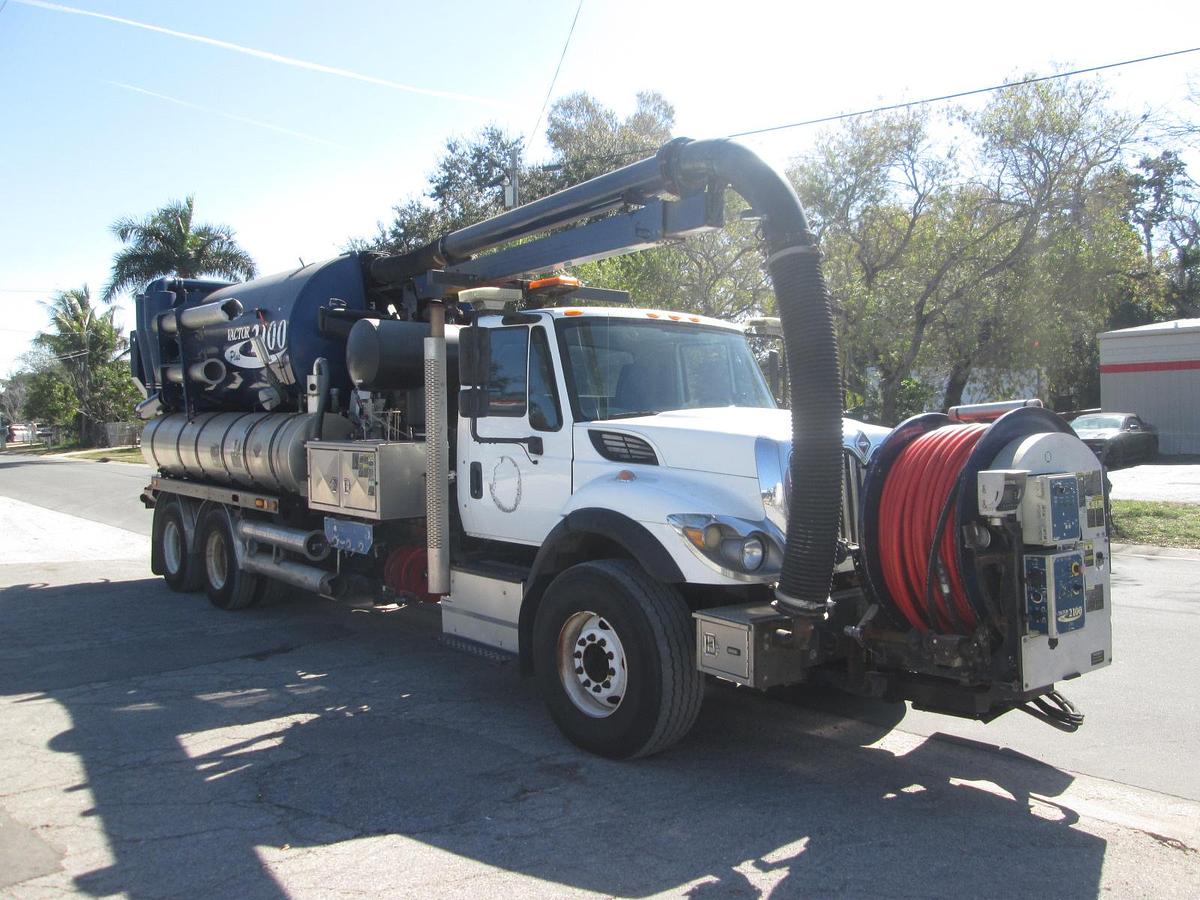 Used 2016 International Workstar Vactor Excavator Truck