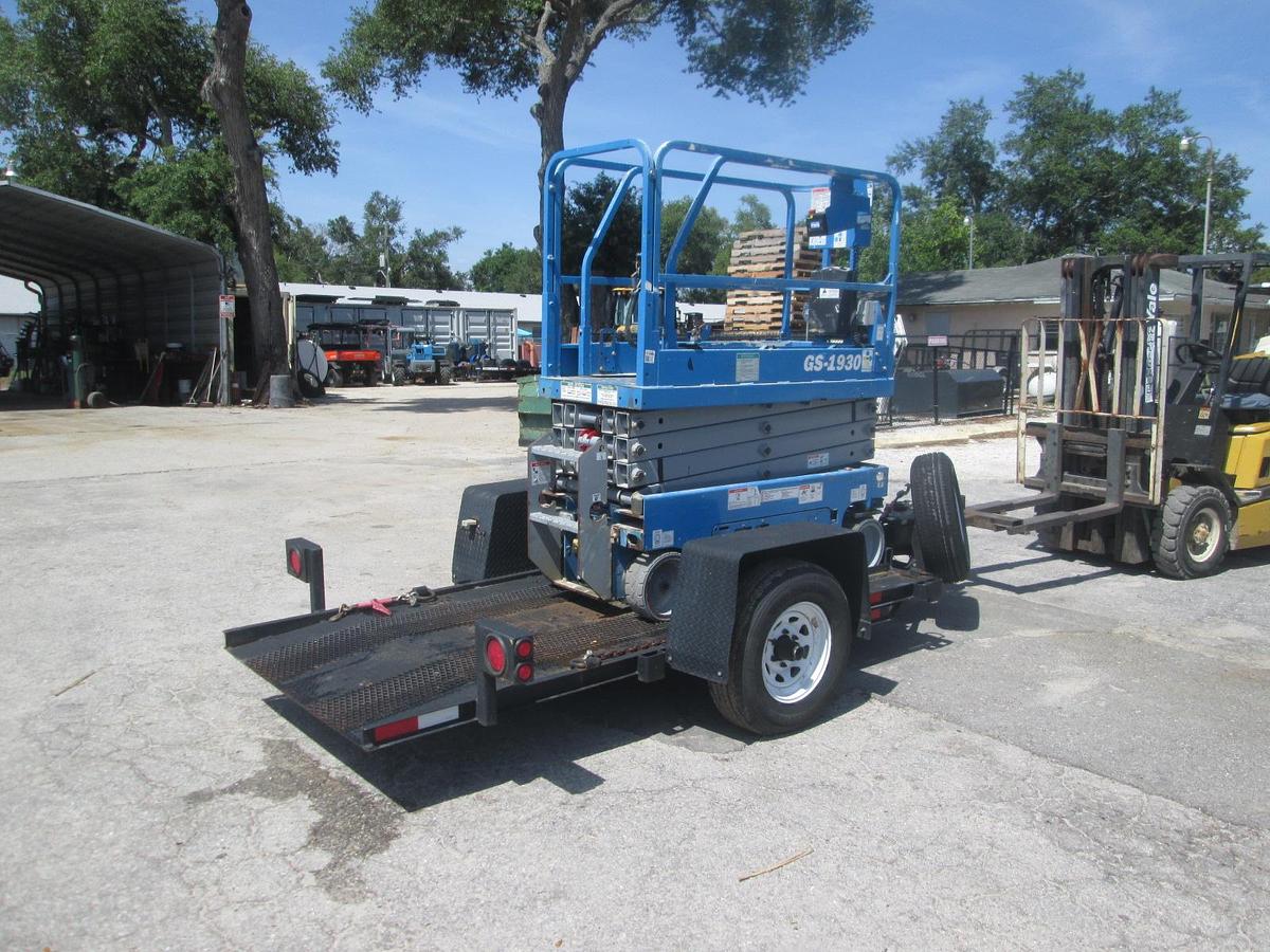 Used 2020 Genie GS1930 Scissor Lift with Tilt Trailer
