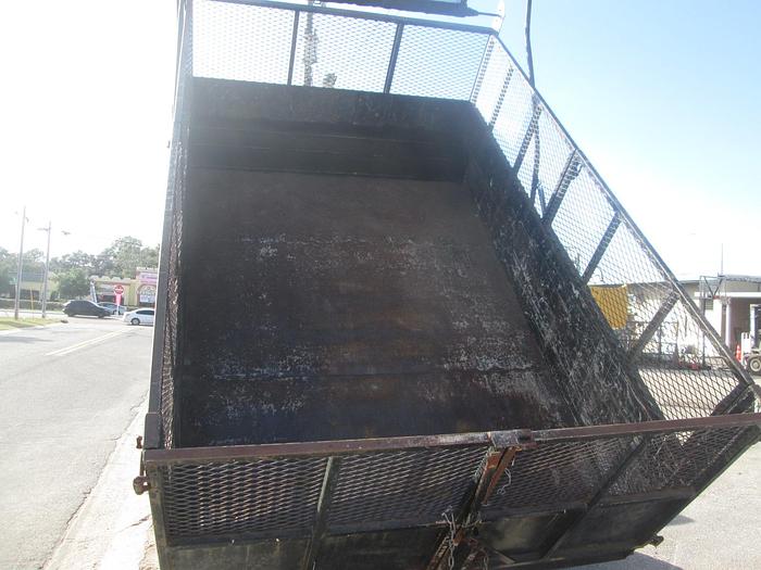 Used 2003 Ford F350 Dump Truck