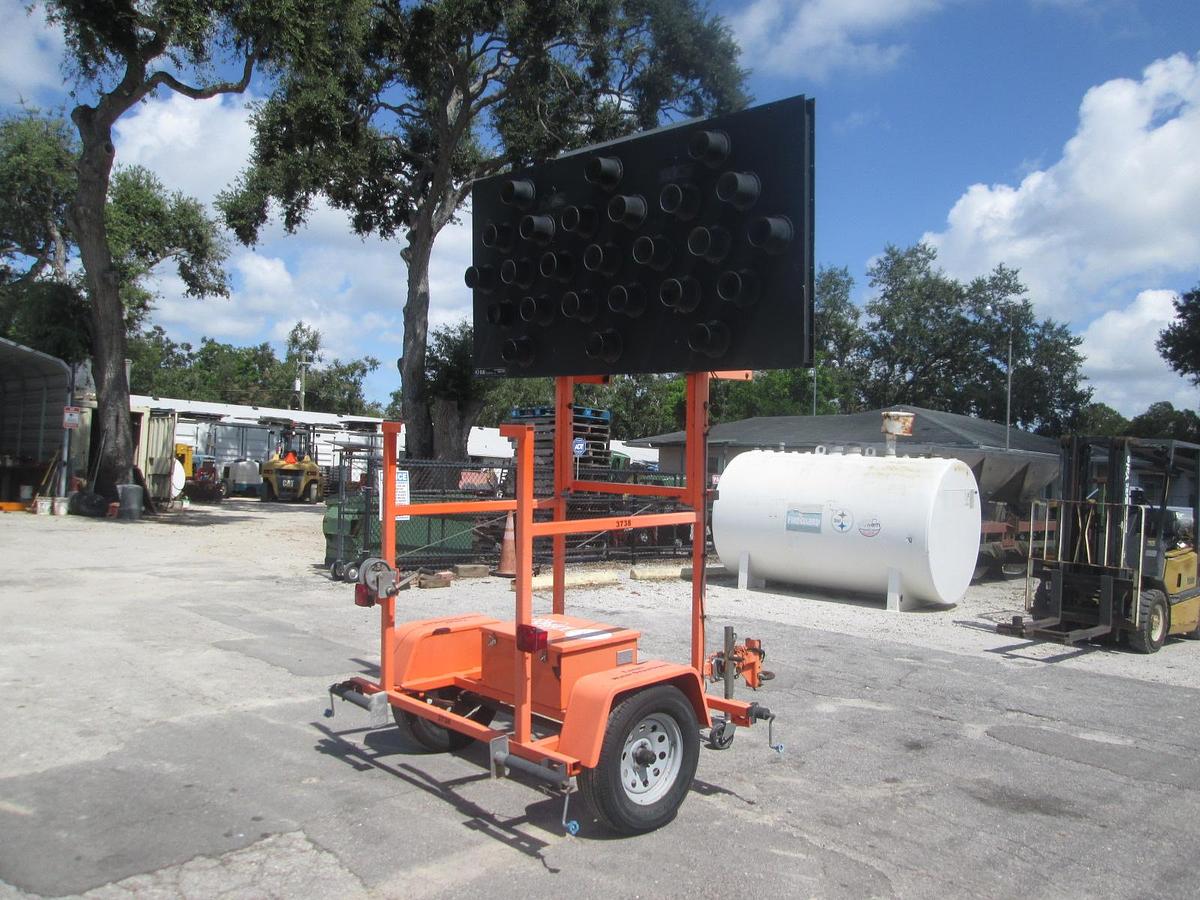Used 2015 K&K Arrow Board Trailer