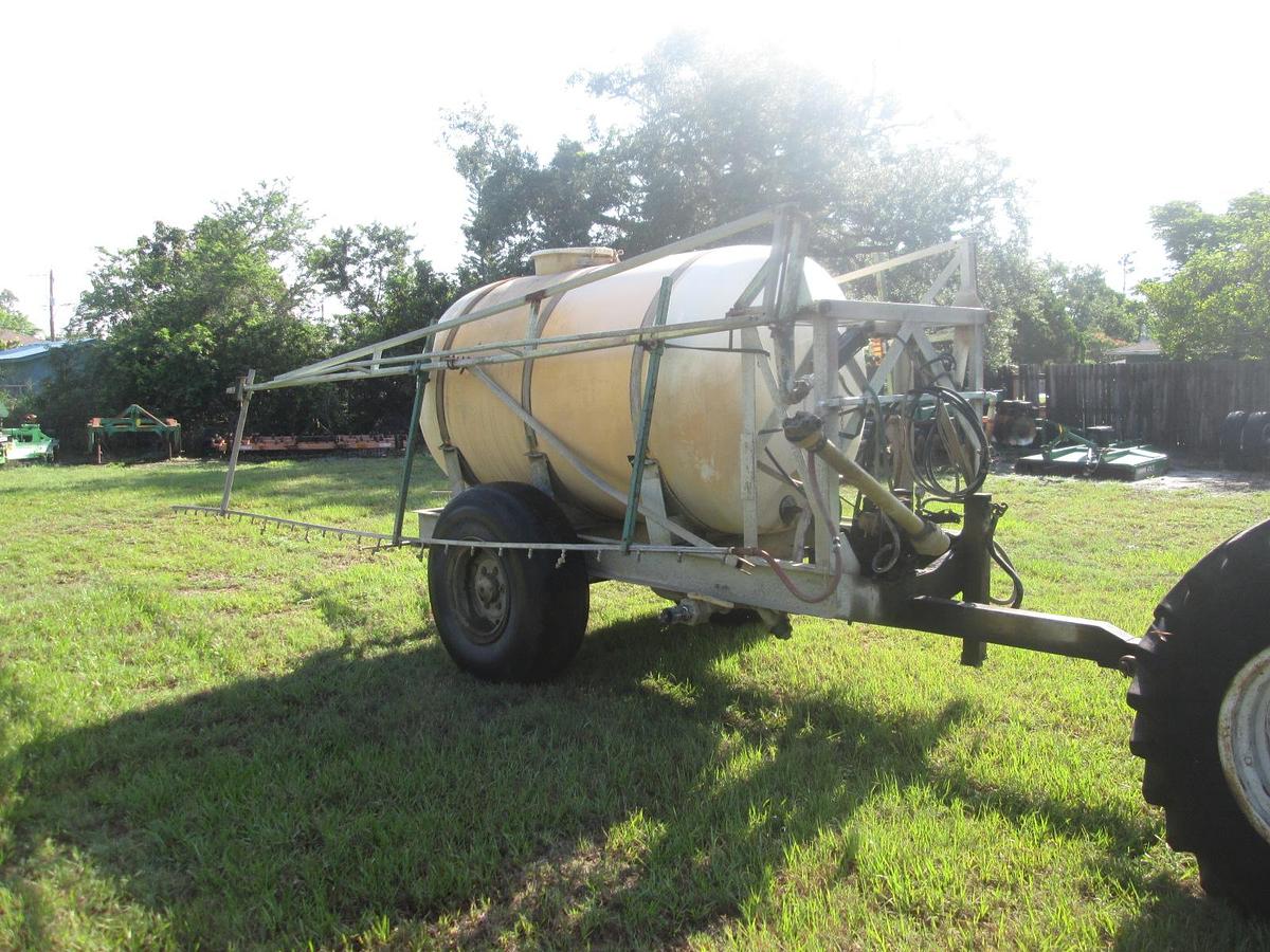 Used Kennco 1000 Gallon Fertilizer Sprayer
