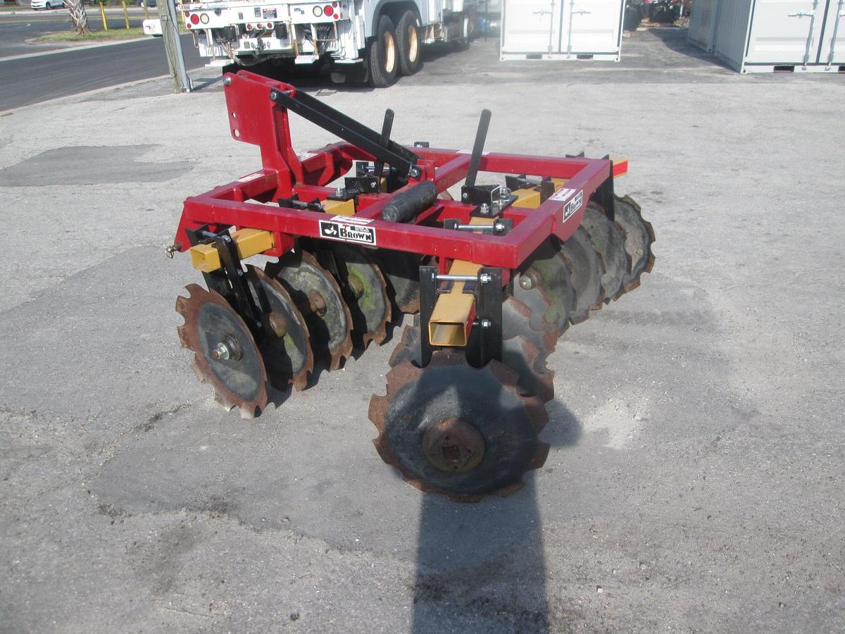 Used Brown 6' 3 Point Disc