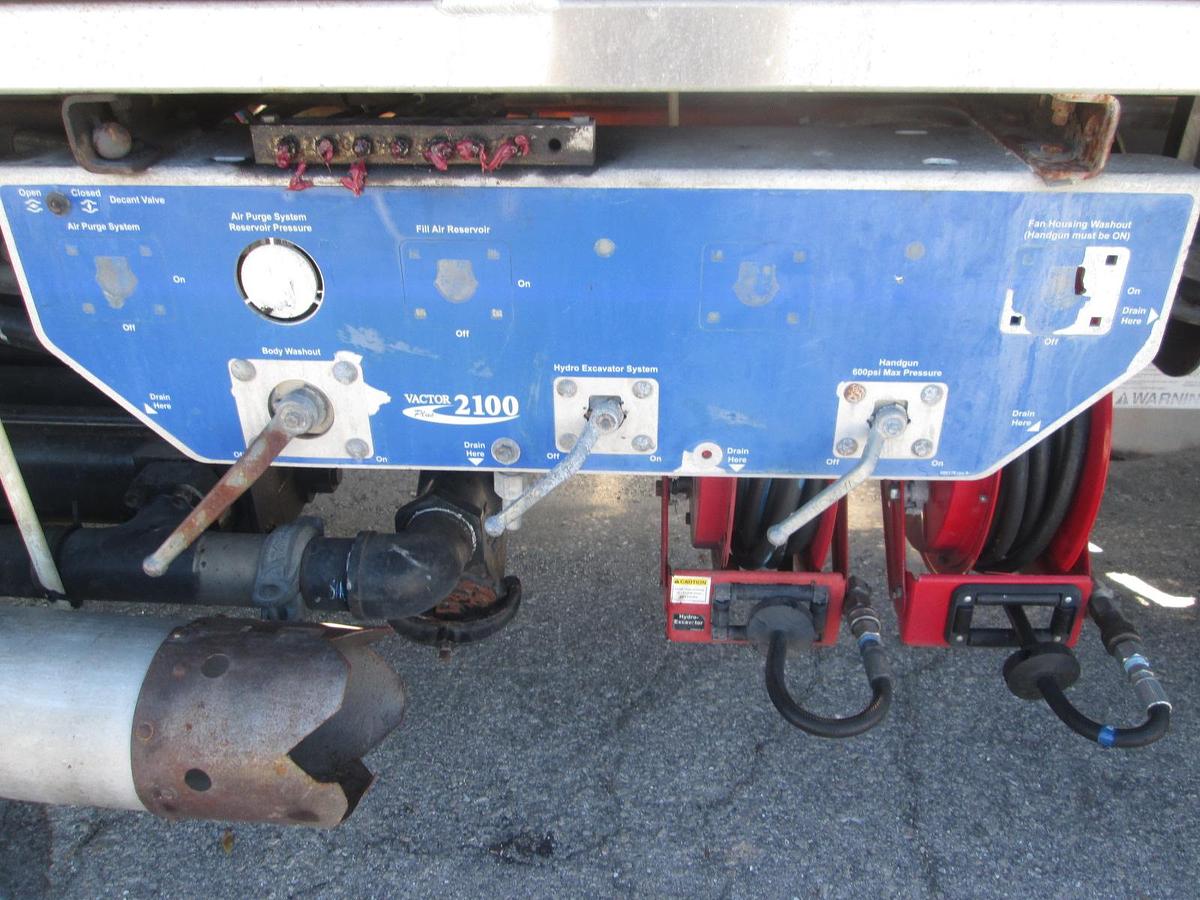 Used 2016 International Workstar Vactor Excavator Truck