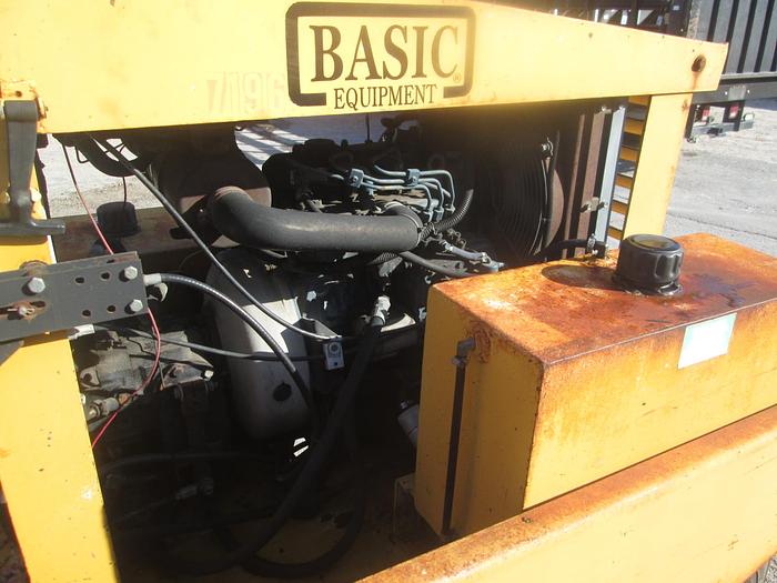 Used 2007 Basic 700 Pneumatic Roller