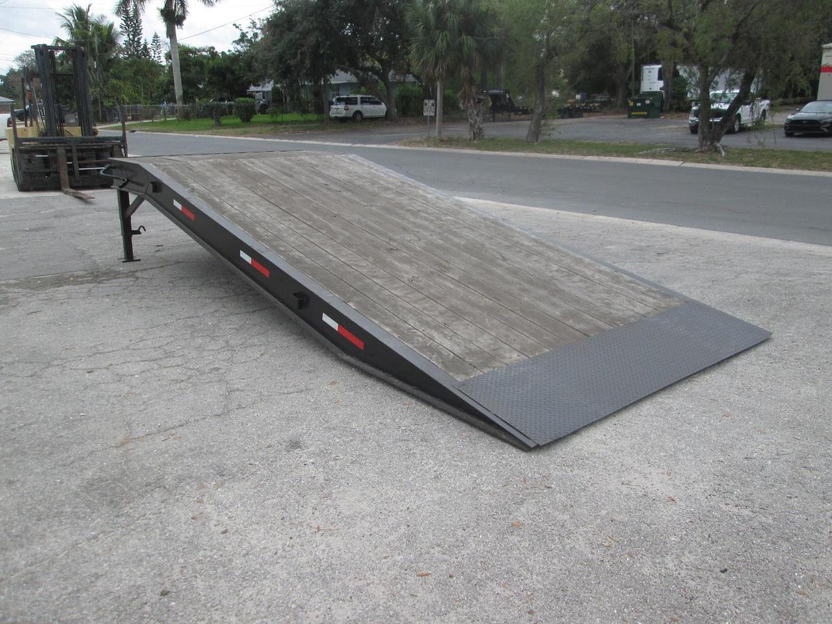 New 8'x20' Loading Ramp