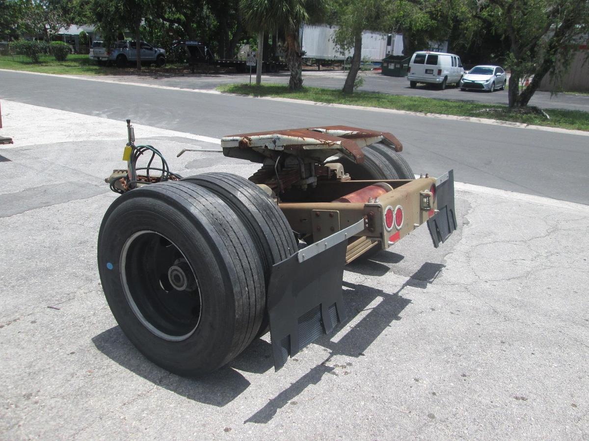 Used 2010 Silver Eagle Semi Tow Dolly