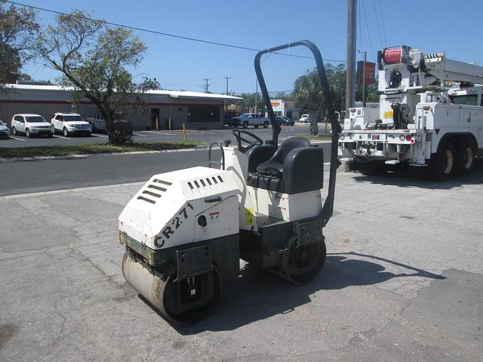 Used 2017 Sakai CR271 Vibratory Roller