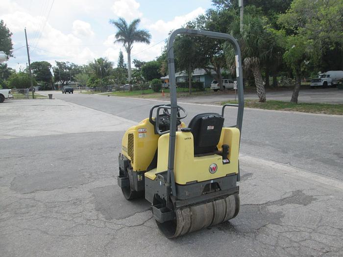 Used 2017 Wacker Neuson RD12 Vibratory Roller