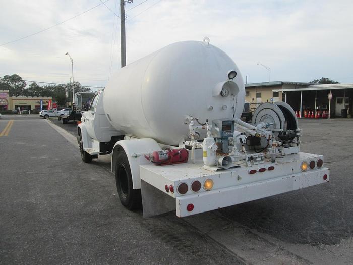Used 1988 Chevy C70 Propane Delivery Tanker Truck