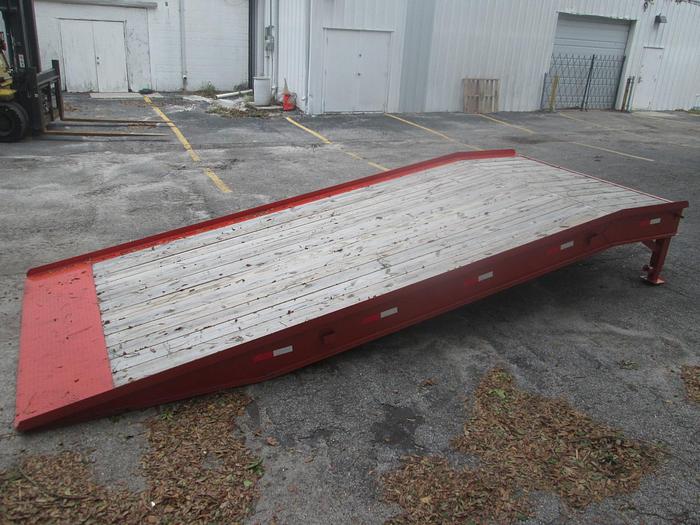 New 8'x20' Loading Ramp