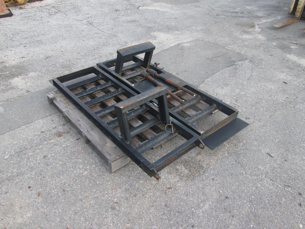 Used 5 1/2 Foot Trailer Ramps