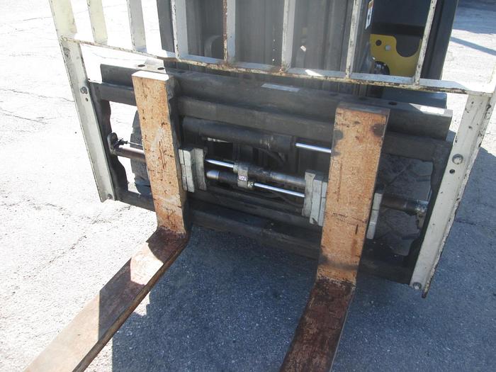 Used Yale GLP 060 6,000LB Forklift