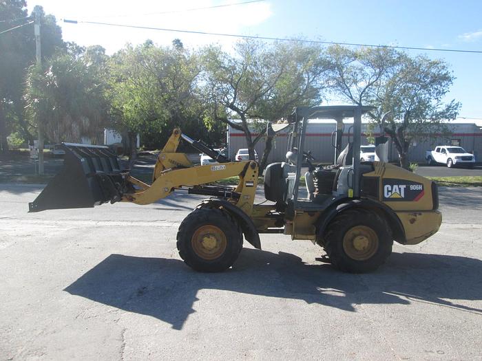 Used 2009 Caterpillar 906H Wheel Loader