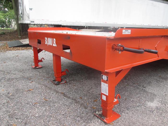 New 8'x20' Loading Ramp