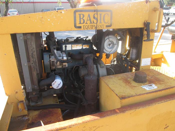 Used 2007 Basic 700 Pneumatic Roller