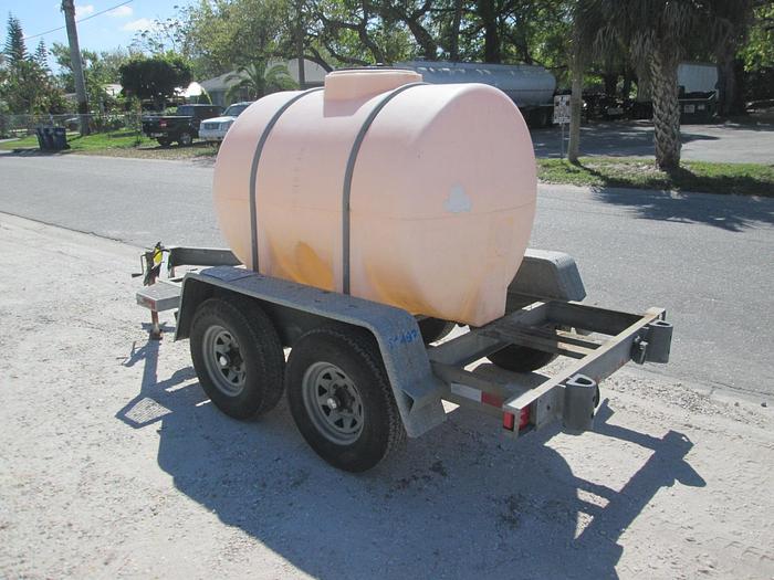 Used 2015 500 Gallon Water Tank Trailer