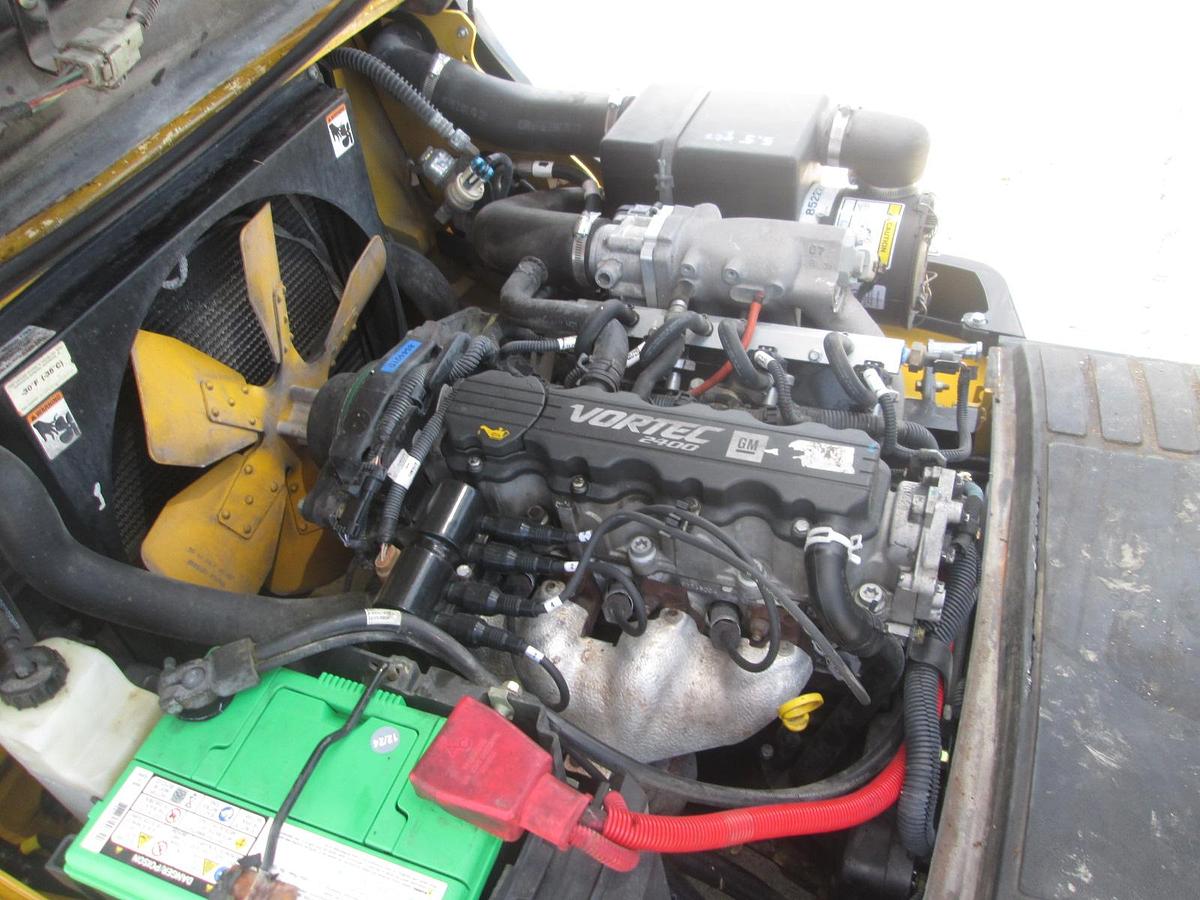 Used Yale GLP070VXE 6500 LB Forklift