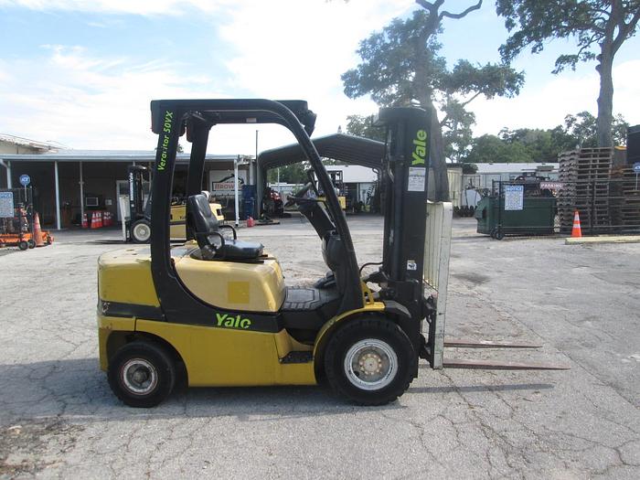 Used 2006 Yale GDP50 5,000lb Forklift