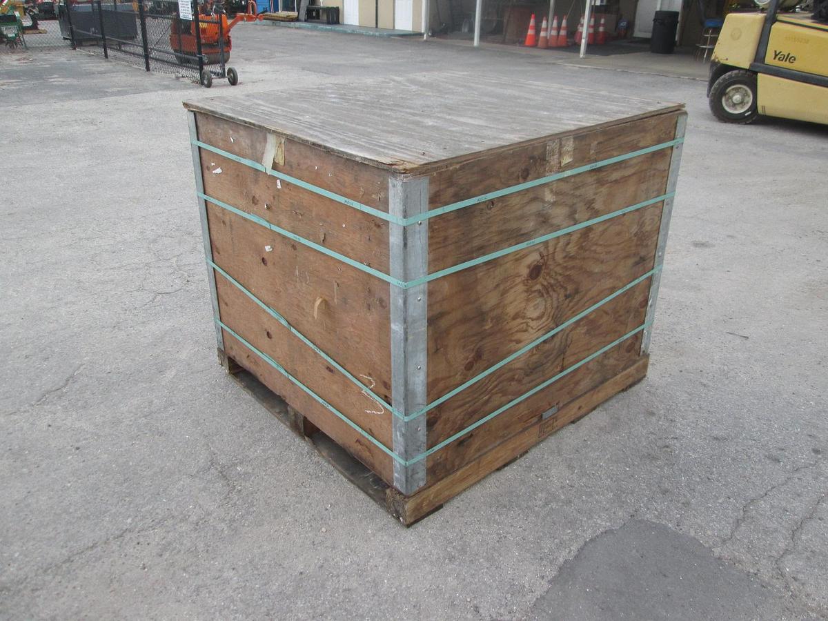 Used Shipping or Storage containers, boxes, wood crates (Heavy-Duty)
