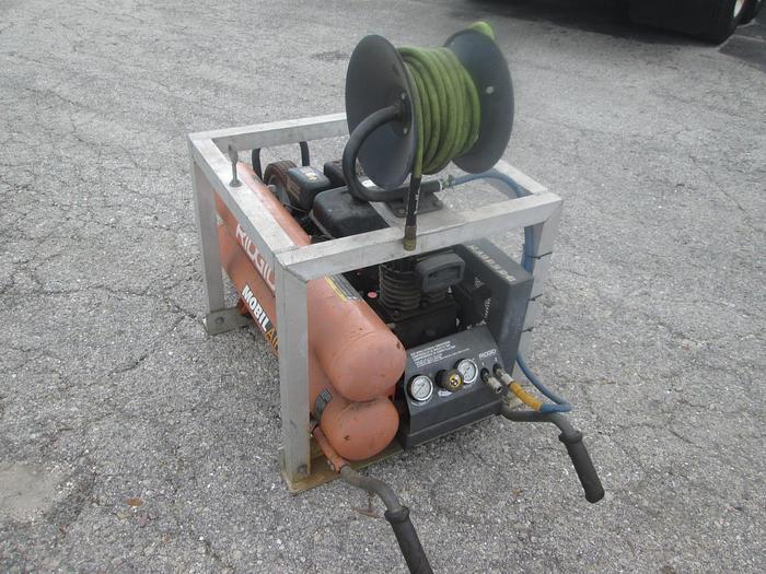 Used Rigid 8 Gallon Air Compressor