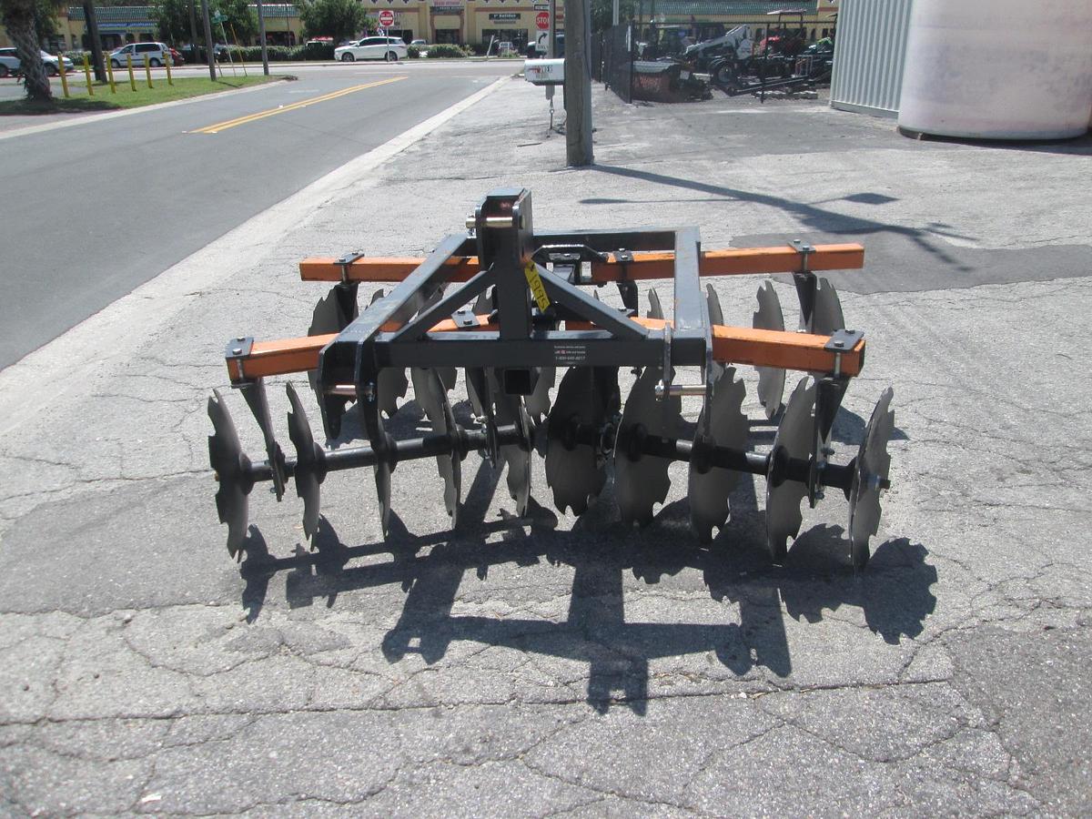 New 7' Offset 3 Point Disc