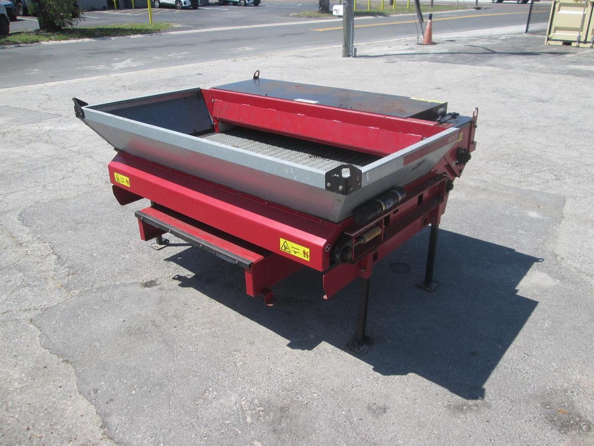 Used Toro Topdresser 1800