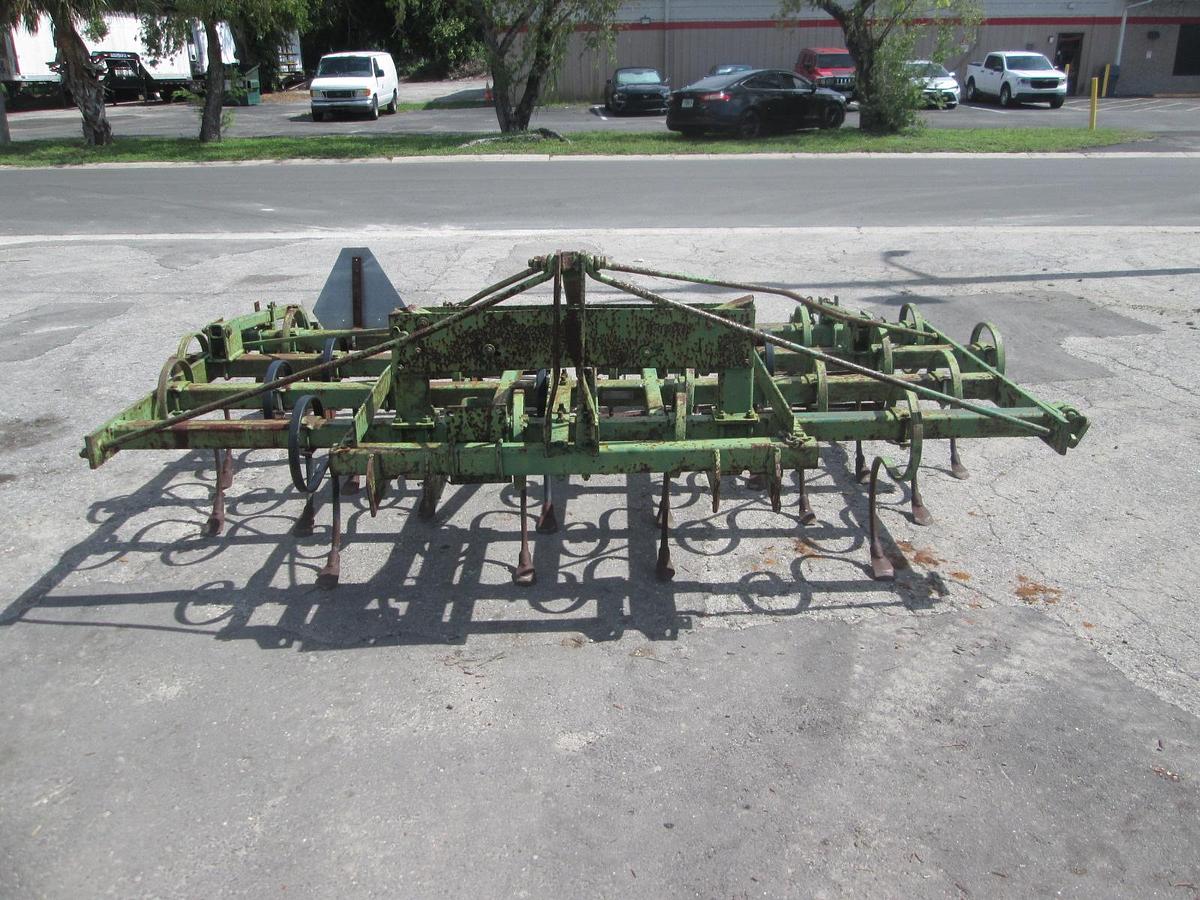 Used John Deere 10' Cultivator