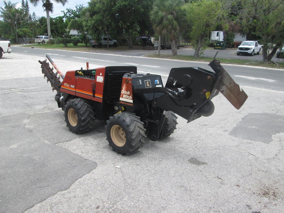 Used Ditch Witch 410SX Trencher