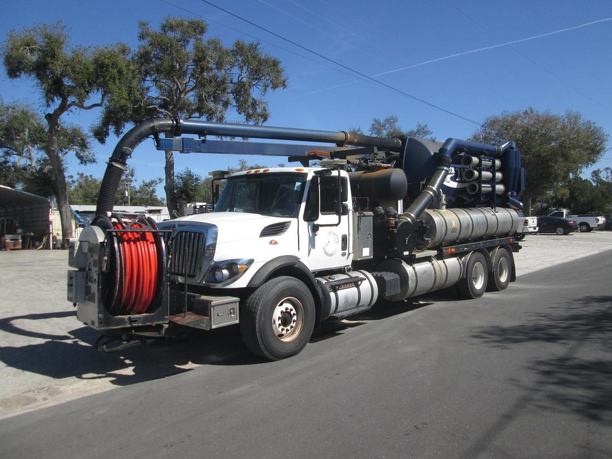 Used 2016 International Workstar Vactor Excavator Truck