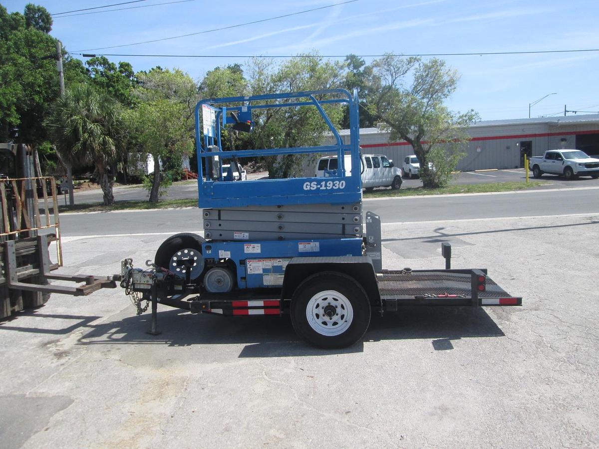 Used 2020 Genie GS1930 Scissor Lift with Tilt Trailer