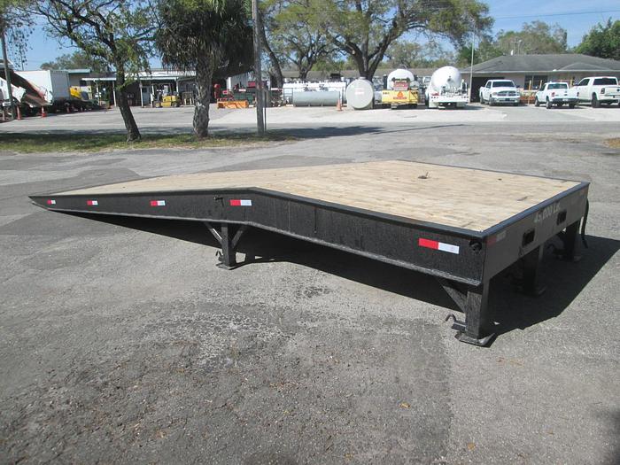 New 8'x25' Loading Dock Ramp