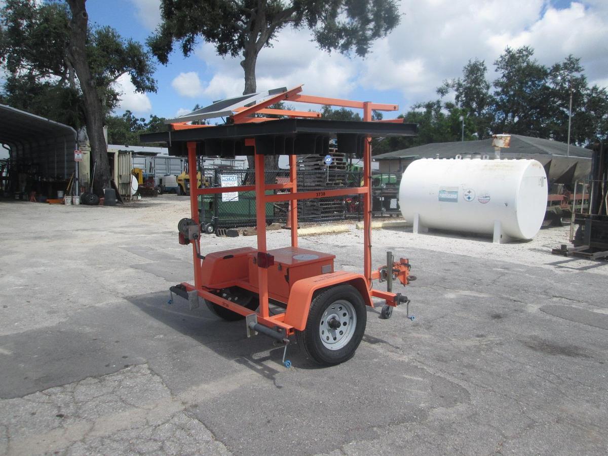 Used 2015 K&K Arrow Board Trailer