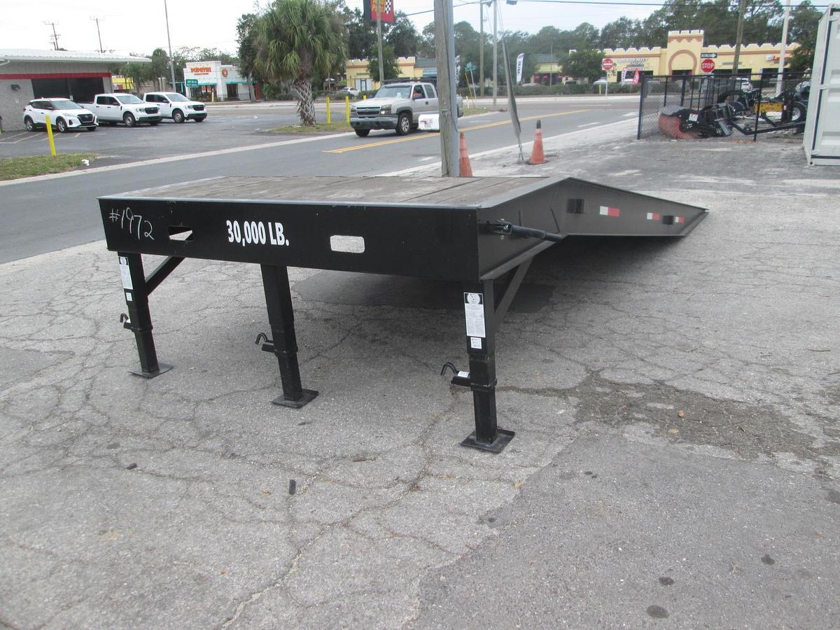 New 8'x20' Loading Ramp