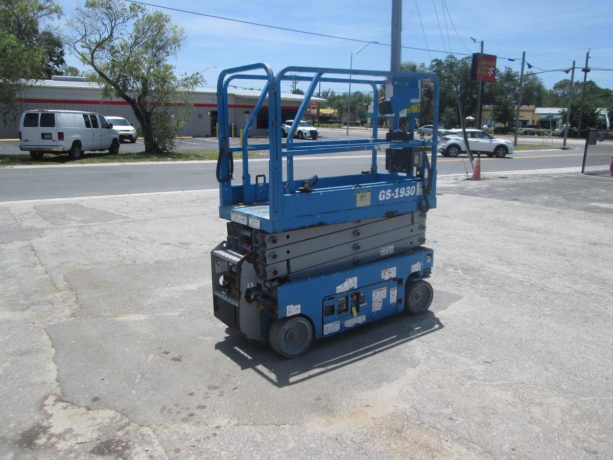 Used 2019 Genie GS1930 Scissor Lift