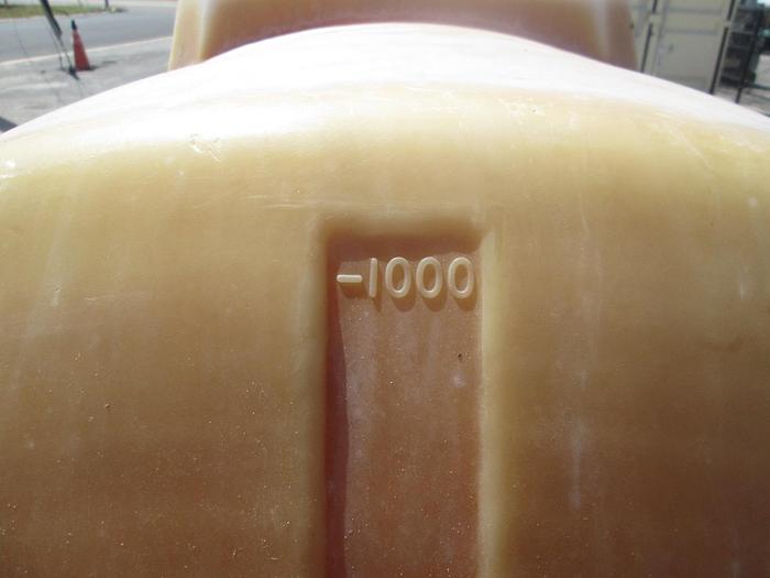 Used 1000 Gallon Poly Tank