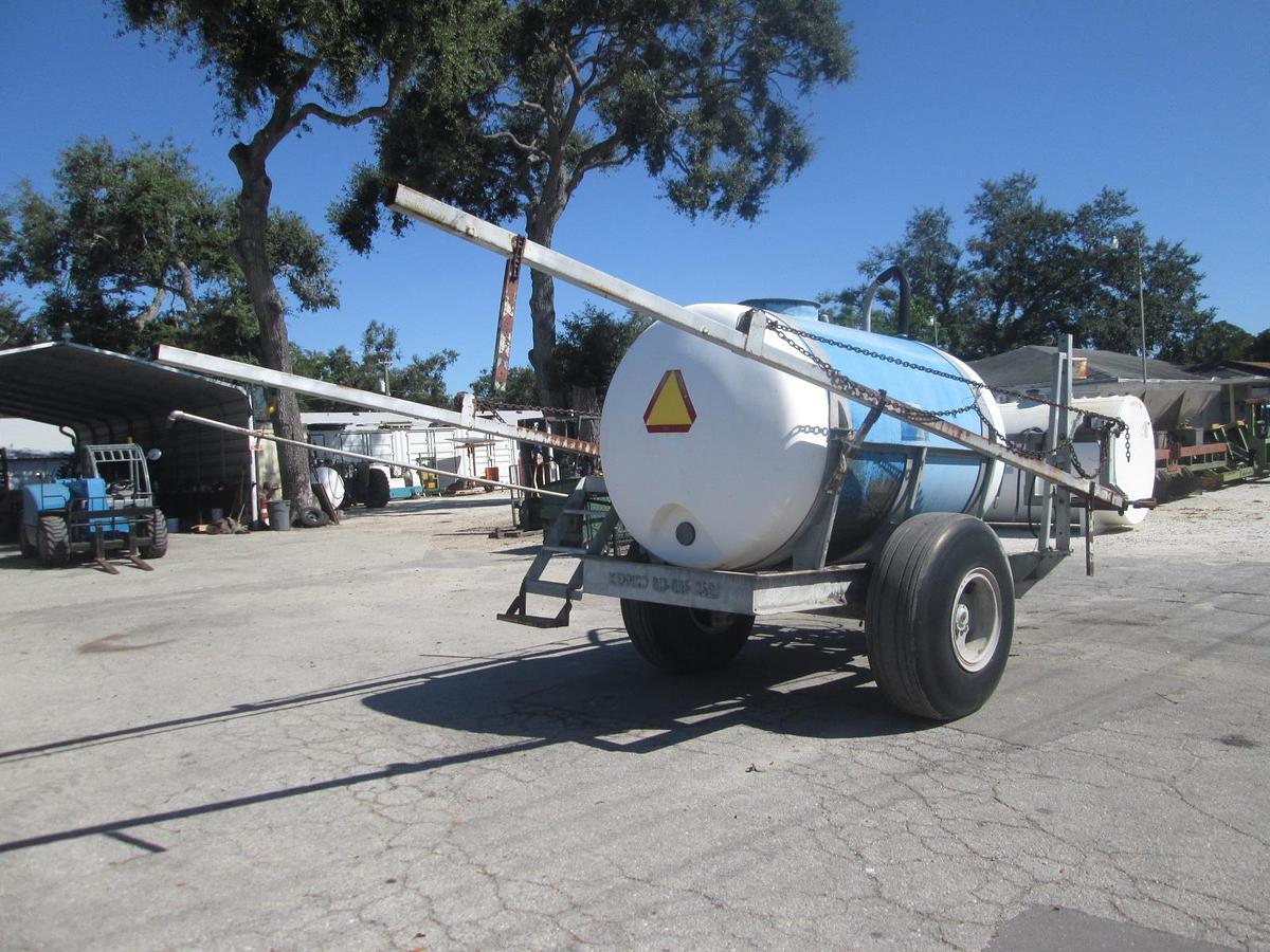 Used 1200 Gallon Kennco Fertilizer Sprayer