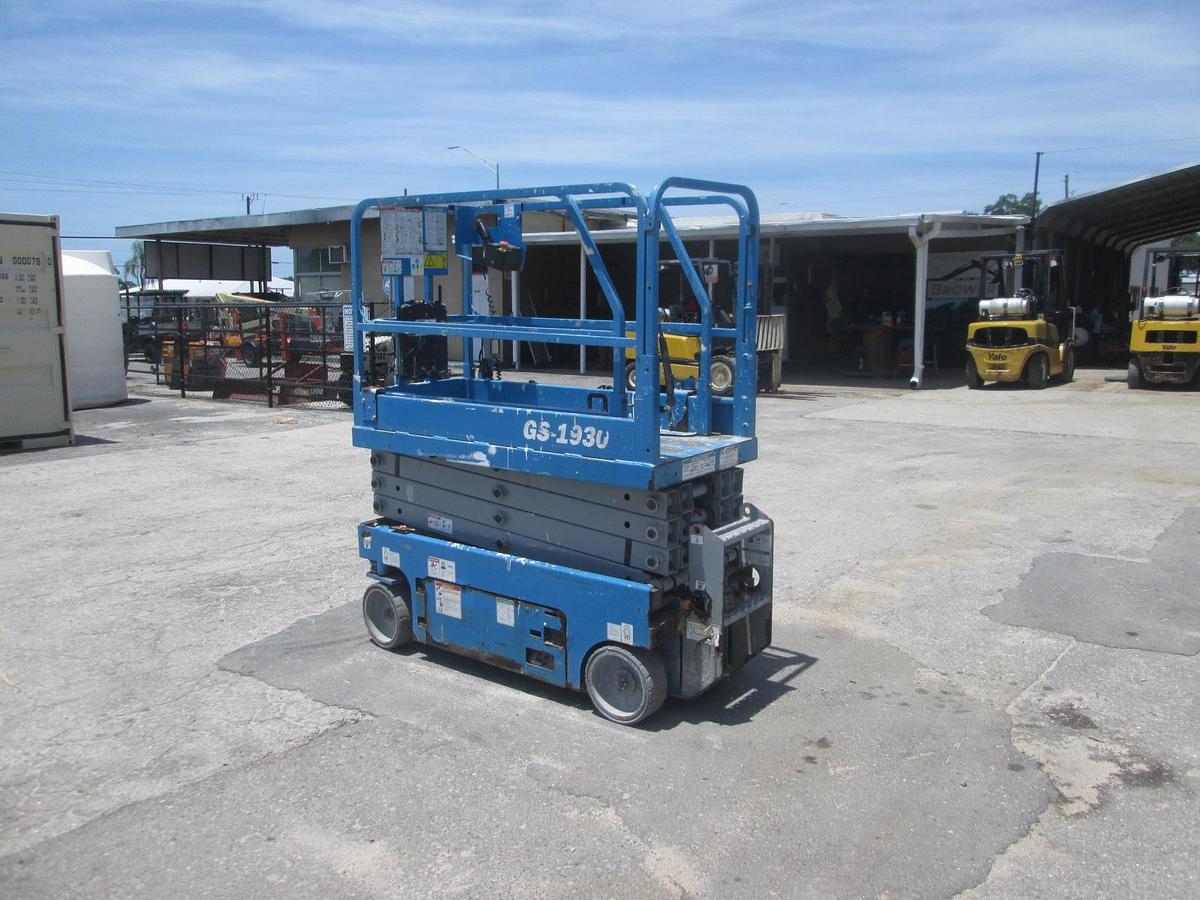 Used 2019 Genie GS1930 Scissor Lift