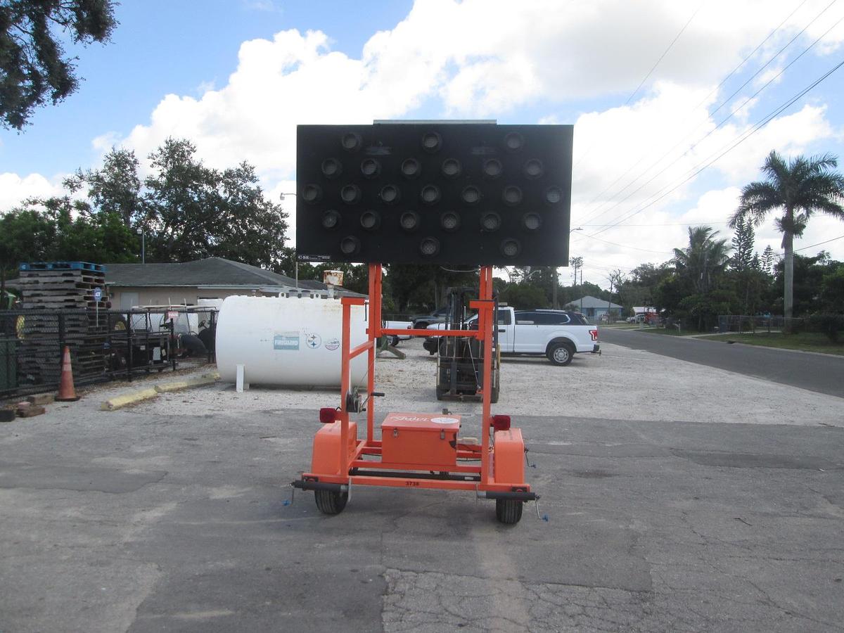 Used 2015 K&K Arrow Board Trailer
