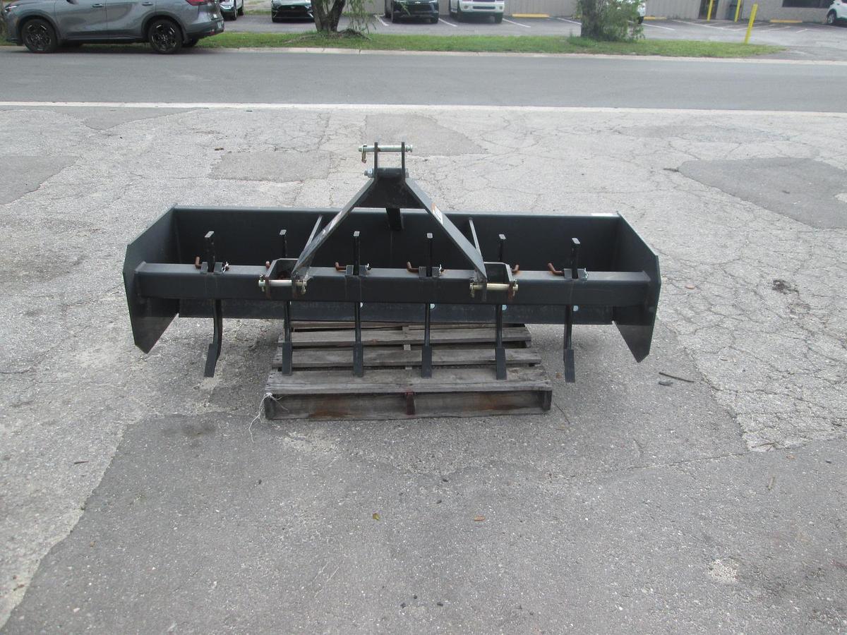 New Bobcat 72" 3 Point Box Blade