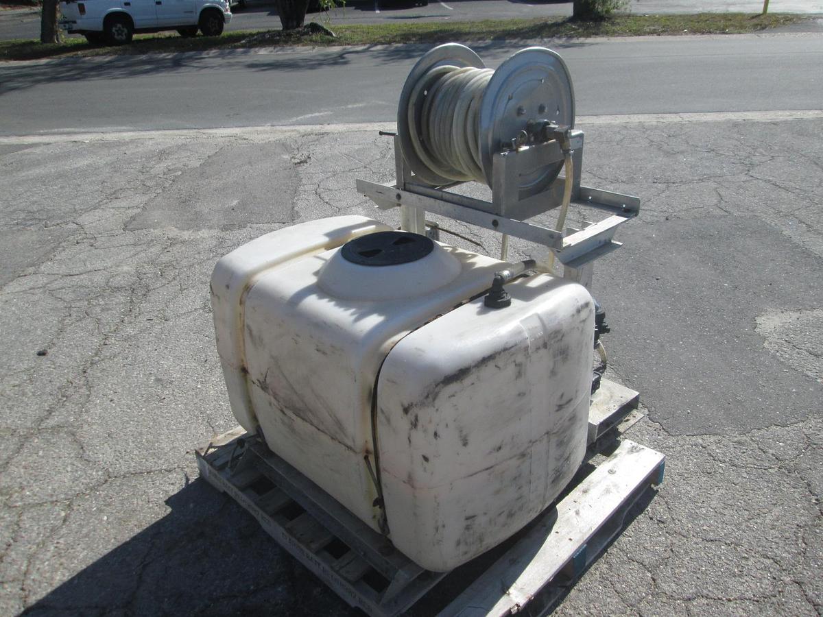 Used 100 Gallon Spray Rig